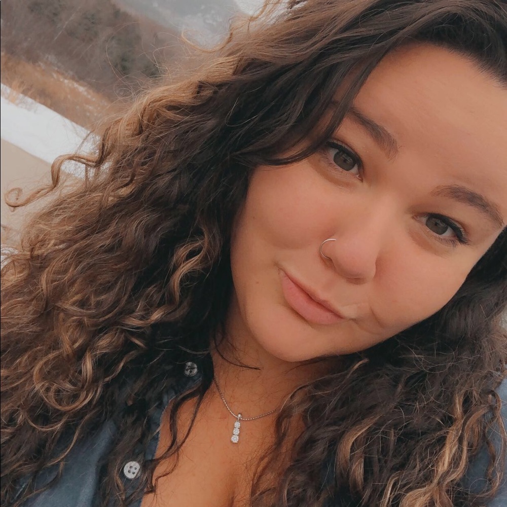 Meet your Posher, Katie